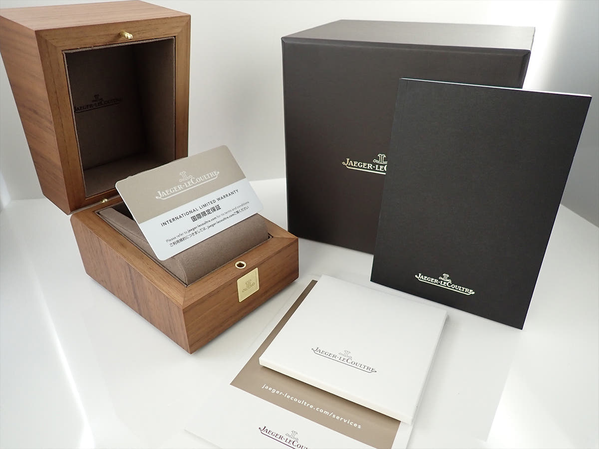 ジャガールクルト レベルソ トリビュート スモールセコンド Ref.Q713842J シルバー文字盤 美中古 H1470193