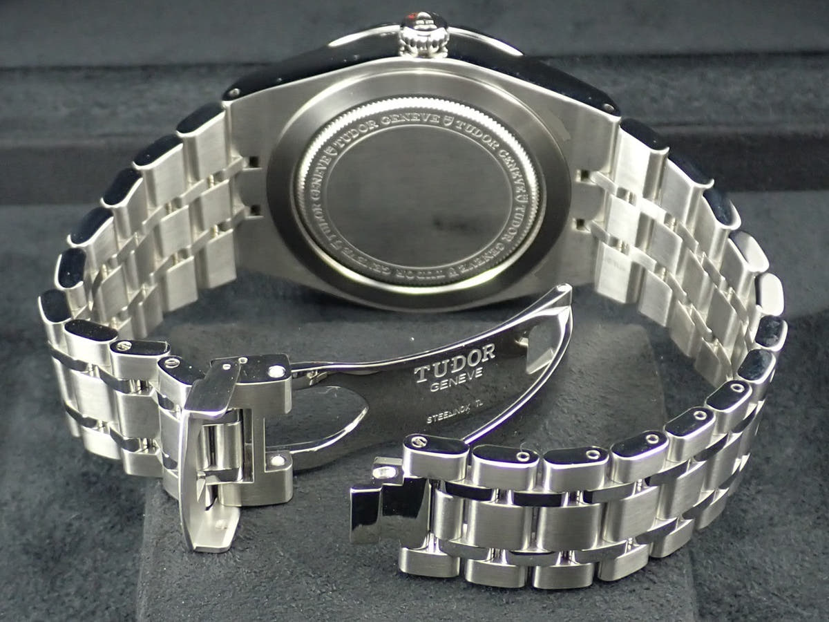 チューダー(チュードル) ロイヤル Ref.28600 ブラック文字盤 未使用 CAS5YZ6T