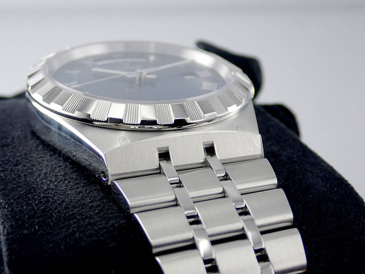 チューダー(チュードル) ロイヤル Ref.28600 ブルー文字盤 未使用 royal