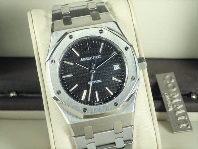 オーデマピゲ ロイヤルオーク Ref.15300ST.OO.1220ST.03 ブラック文字盤 中古 royal-oak-109