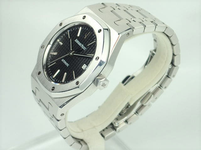 オーデマピゲ ロイヤルオーク Ref.15300ST.OO.1220ST.03 ブラック文字盤 中古 royal-oak-109
