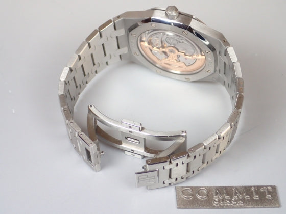 Audemars Piguet Royal Oak Extra-Thin Ref.15202ST.OO.1240ST.01