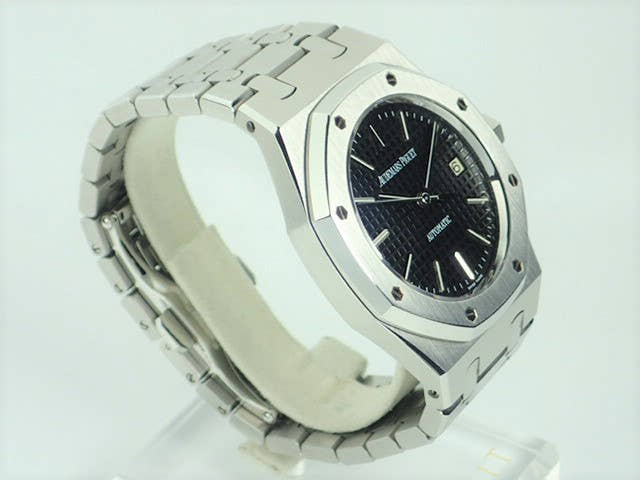 オーデマピゲ ロイヤルオーク Ref.15300ST.OO.1220ST.03 ブラック文字盤 中古 royal-oak-120