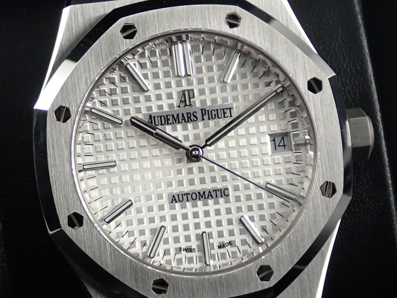 Audemars Piguet Royal Oak Automatic 37MM [Unused]