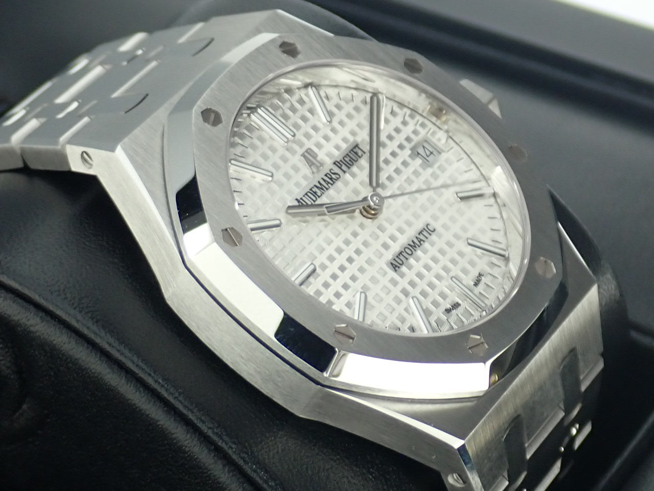 Audemars Piguet Royal Oak Automatic 37MM [Unused]