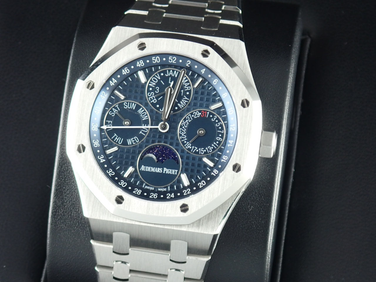 Audemars Piguet Royal Oak Perpetual Calendar &lt;Warranty, Box, etc.&gt;