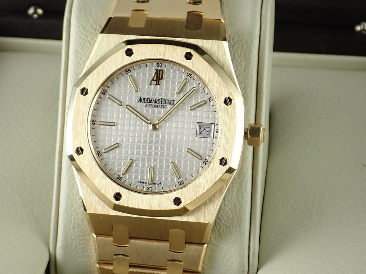 Audemars Piguet Royal Oak Jumbo &lt;Warranty, Box, etc.&gt;