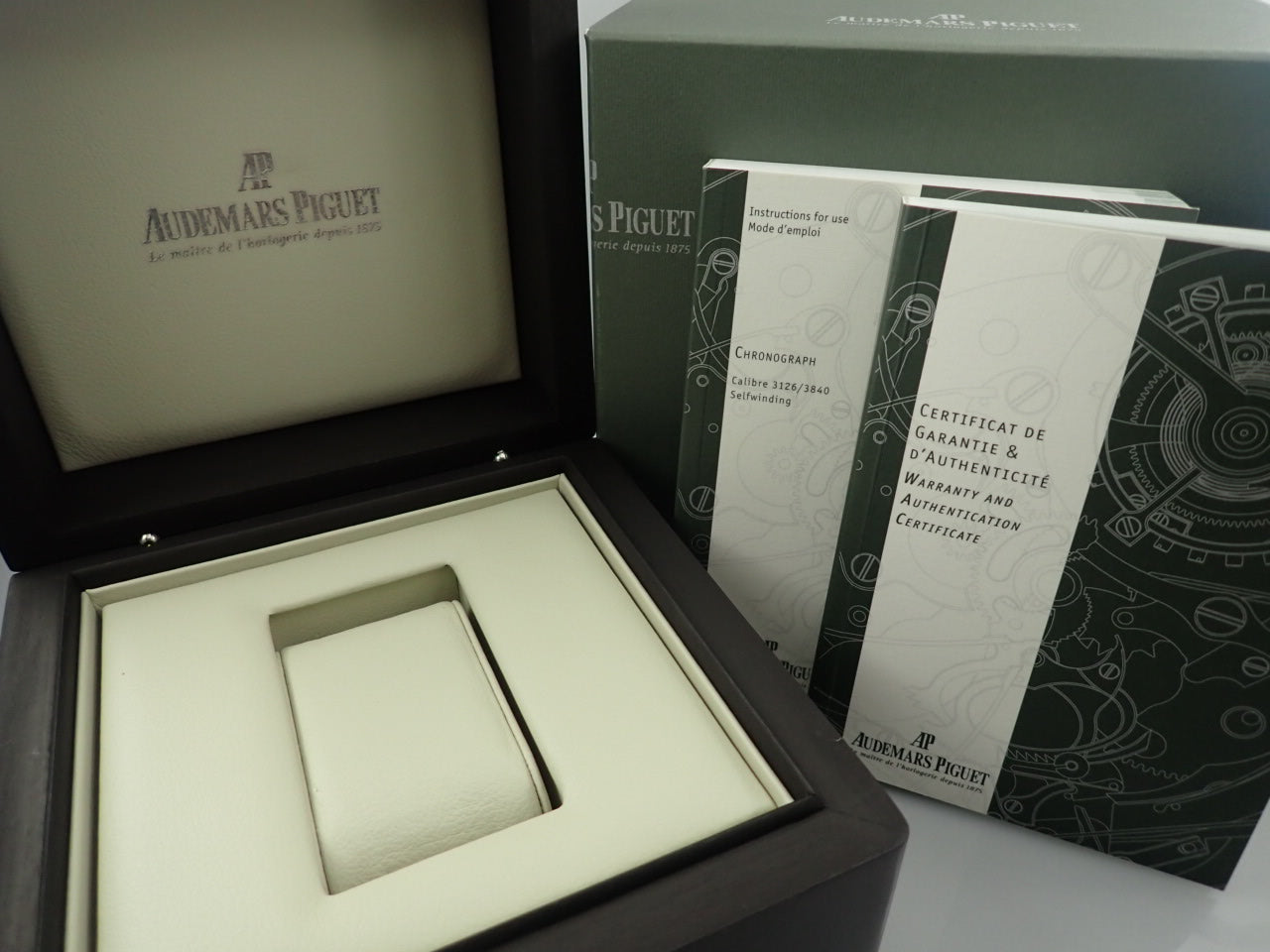 Audemars Piguet Royal Oak Offshore Chronograph &lt;Warranty Box and Others&gt;
