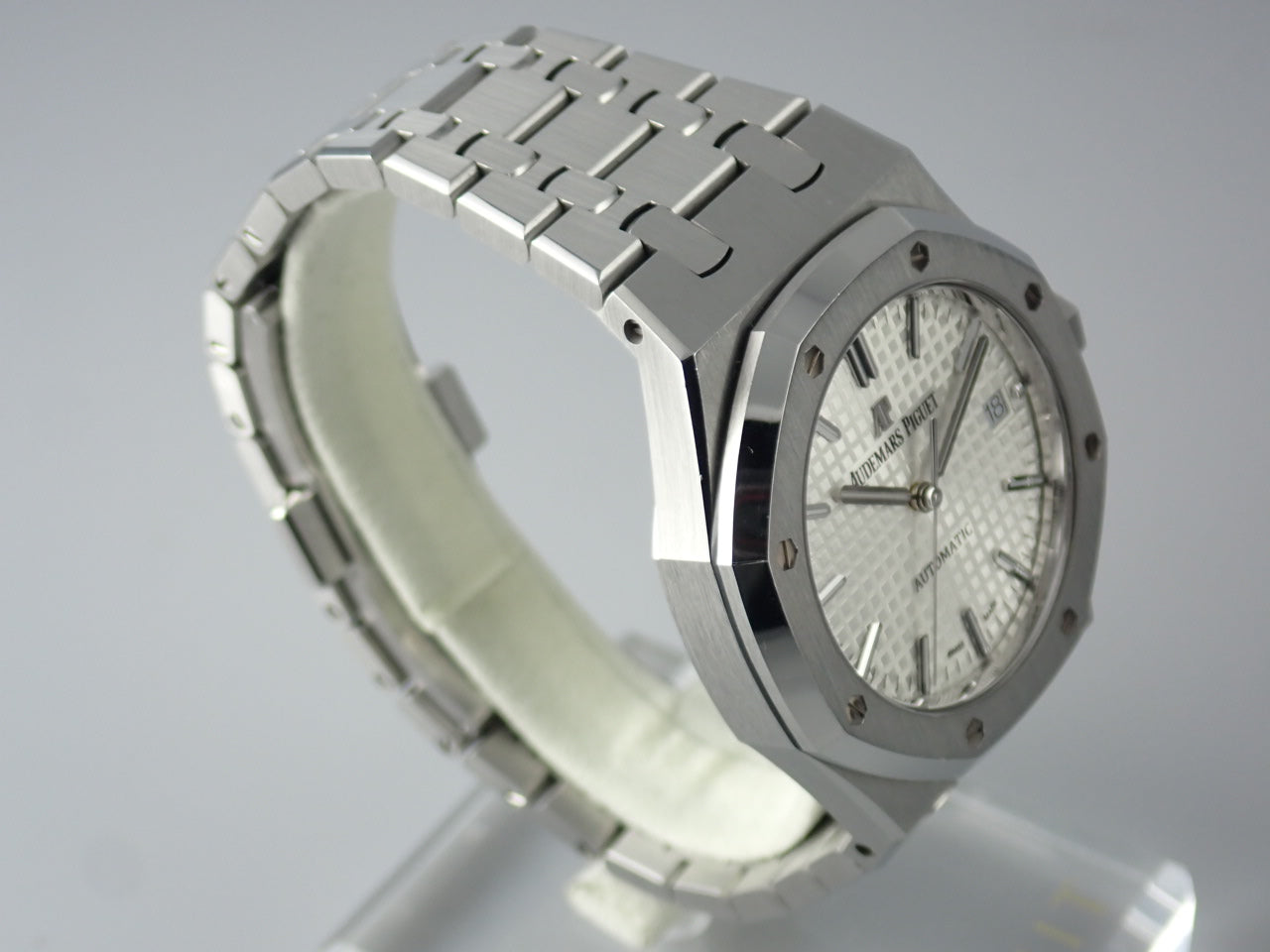 Audemars Piguet Royal Oak Silver Dial &lt;Warranty, Box, etc.&gt;