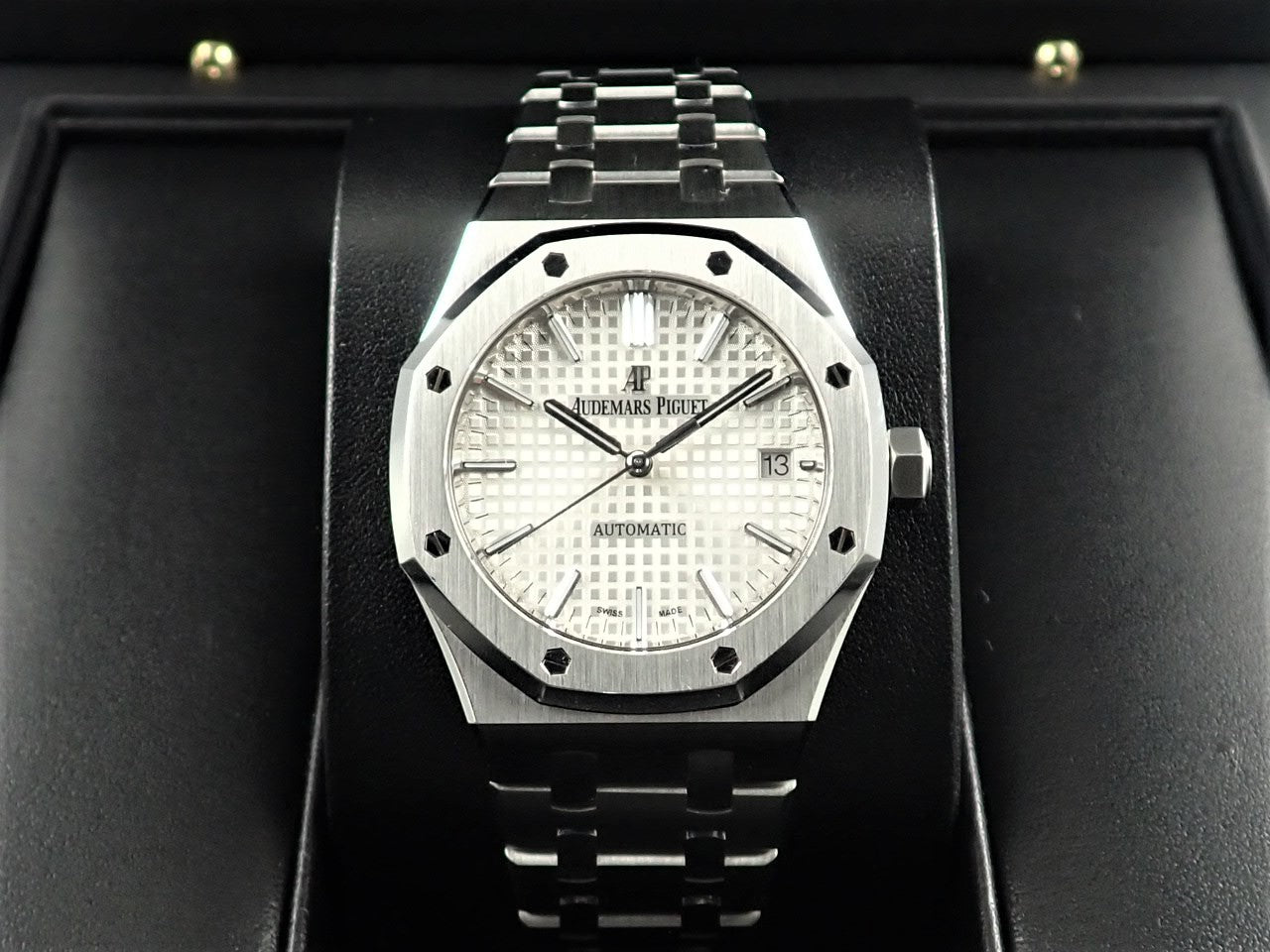 Audemars Piguet Royal Oak Silver Dial &lt;Warranty, Box, etc.&gt;