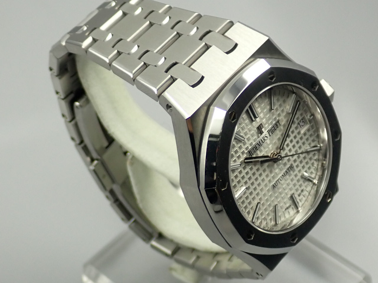 Audemars Piguet Royal Oak Silver Dial &lt;Warranty, Box, etc.&gt;