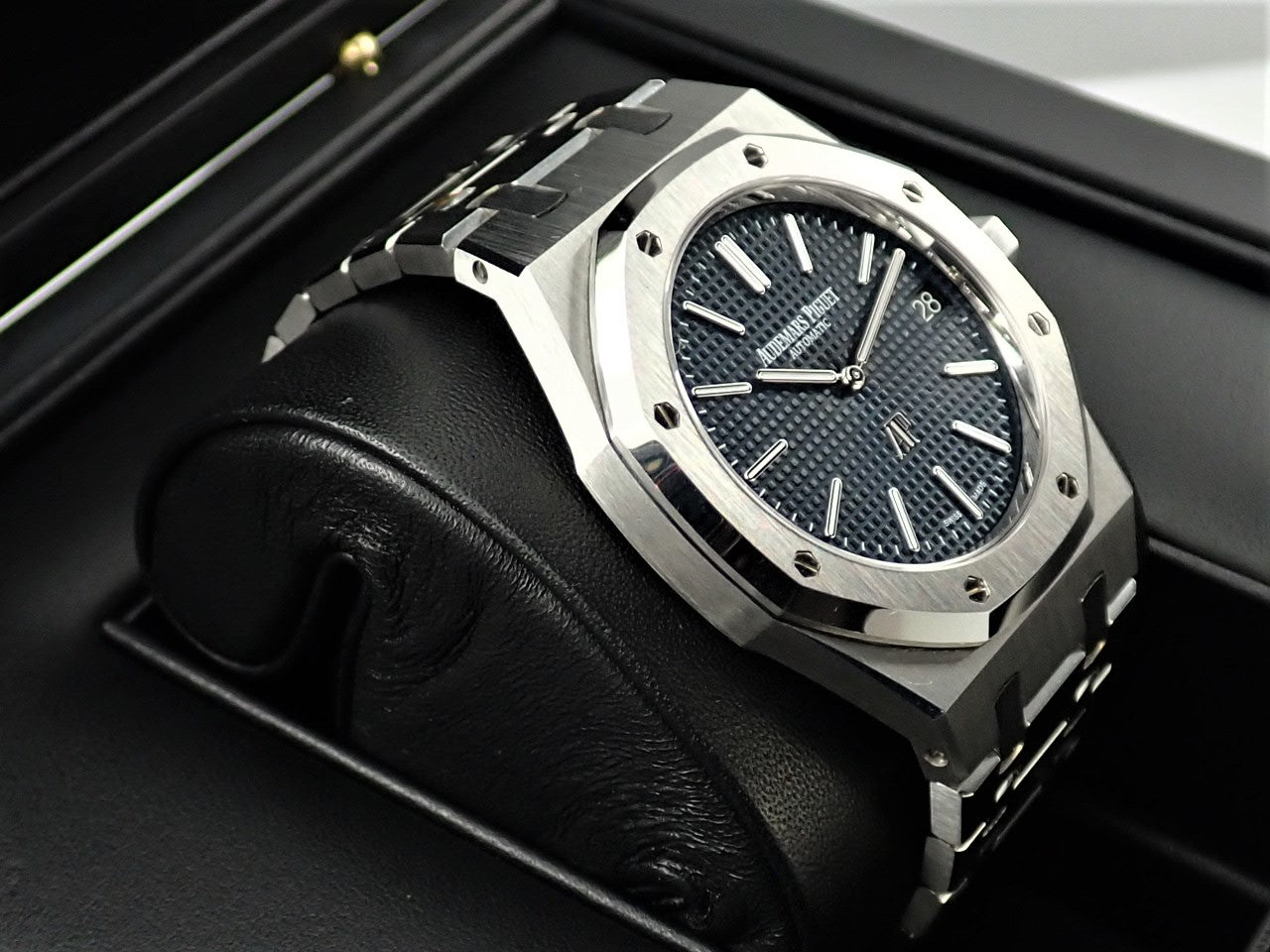 Audemars Piguet Royal Oak Extra Thin &lt;Warranty, Box, etc.&gt;