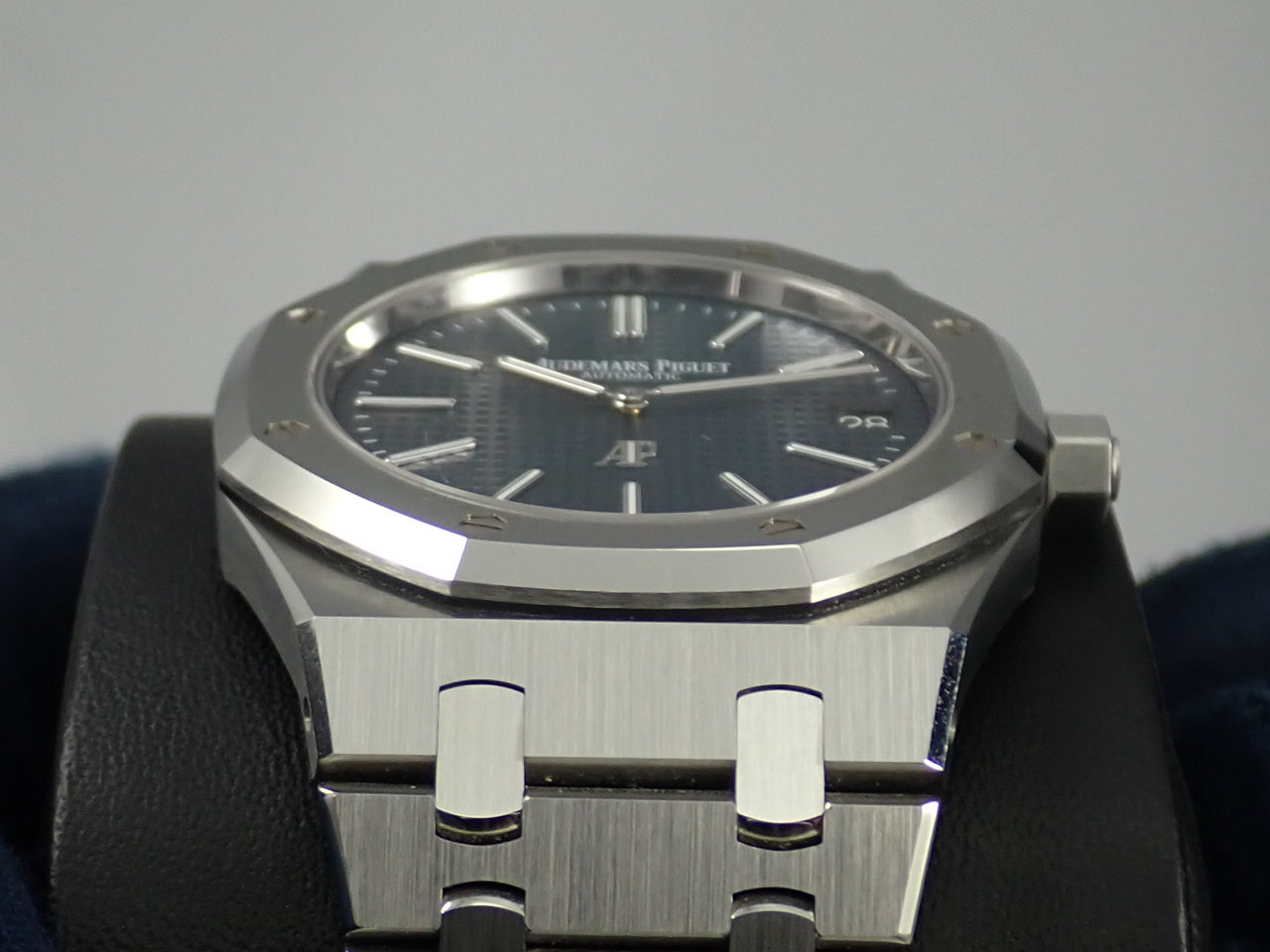 Audemars Piguet Royal Oak Extra Thin &lt;Warranty, Box, etc.&gt;