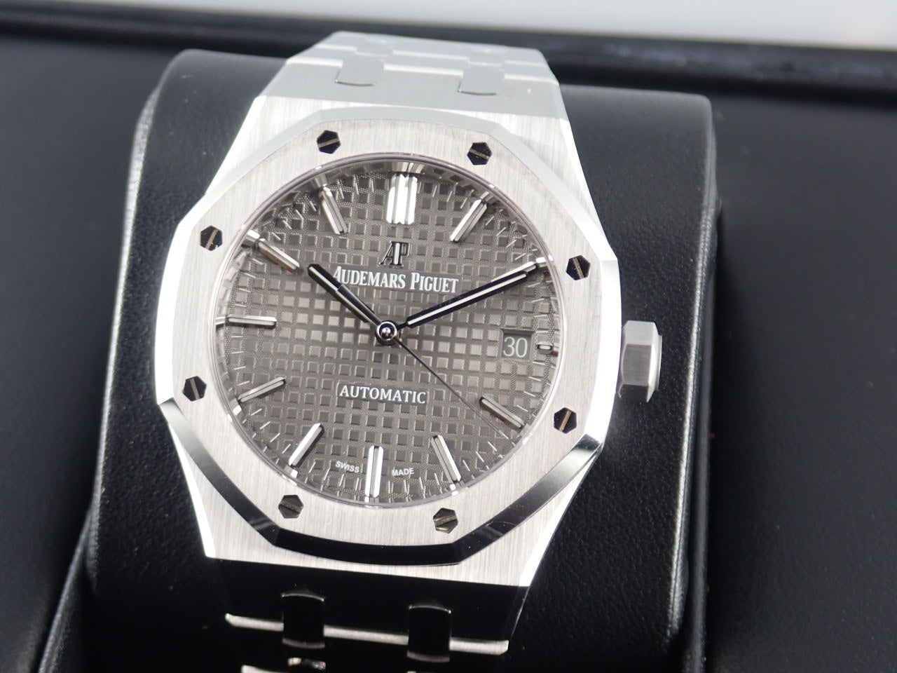 Audemars Piguet Royal Oak Ref.15450ST.OO.1256ST.02