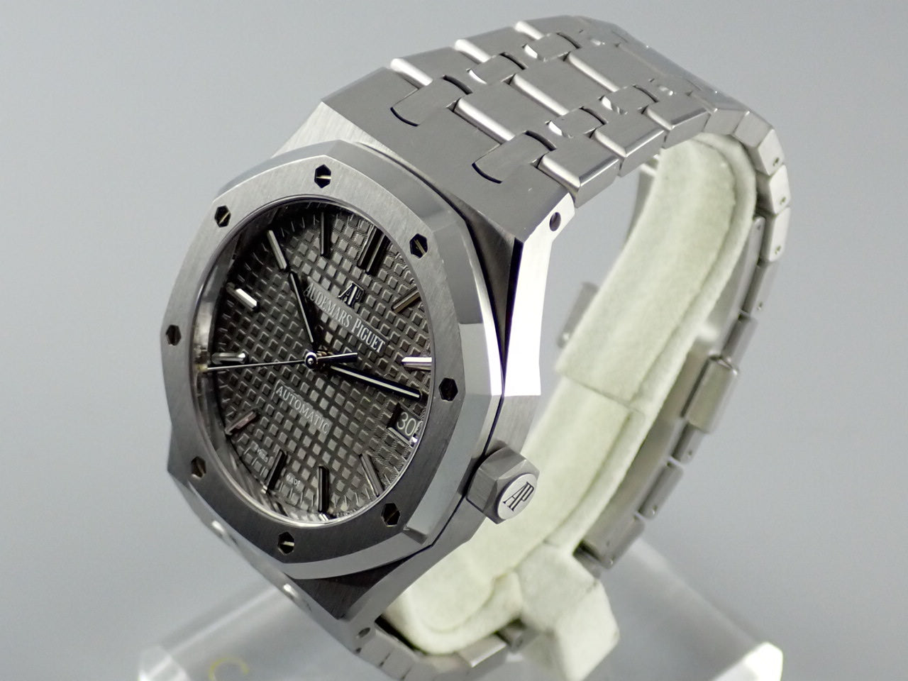 Audemars Piguet Royal Oak Ref.15450ST.OO.1256ST.02