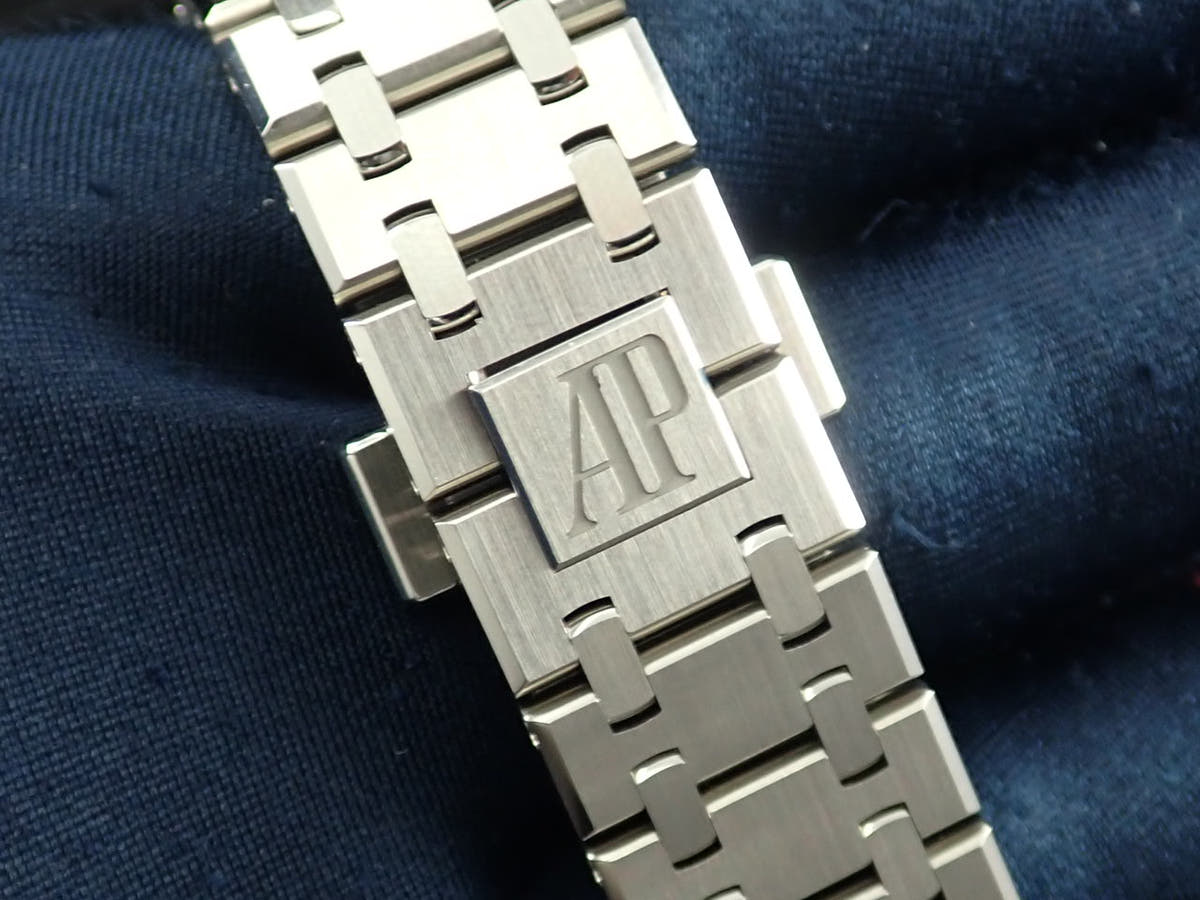 オーデマピゲ ロイヤルオーク Ref.15450ST.OO.1256ST.01 シルバー文字盤 極美品 7T1KW8F9
