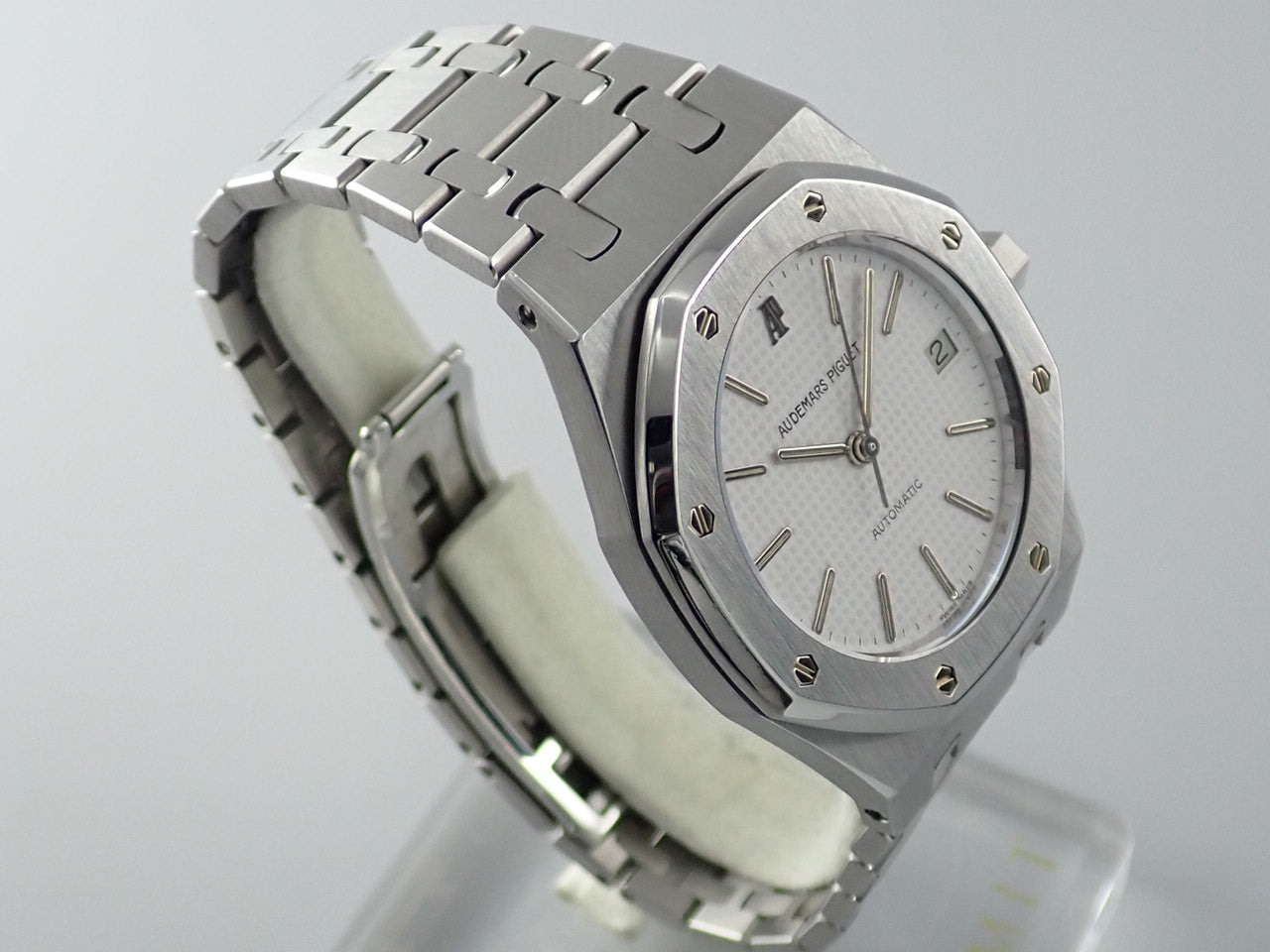 Audemars Piguet Royal Oak Medium Size Ref.14790ST.OO.0789ST.02