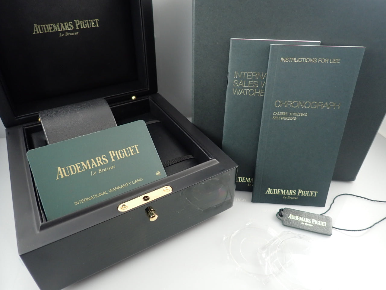 Audemars Piguet Royal Oak Offshore Chronograph &lt;Warranty Box and Others&gt;
