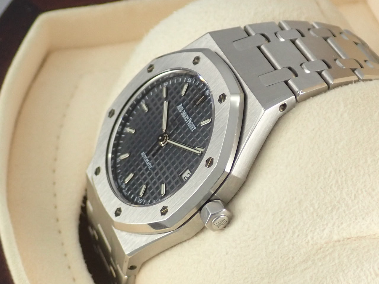 Audemars Piguet Royal Oak Medium Size &lt;Warranty, Box, etc.&gt;