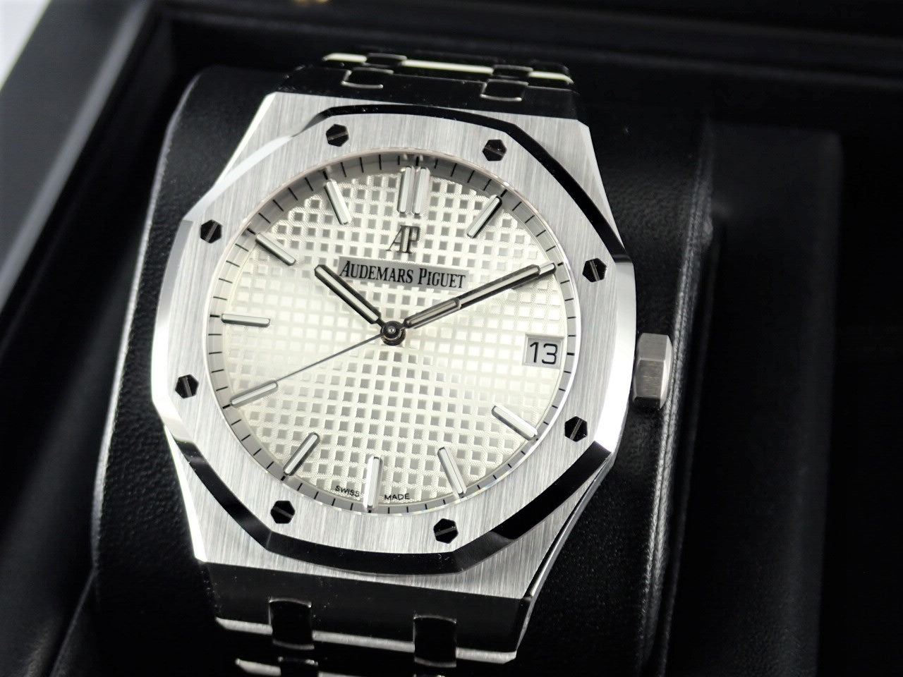 Audemars Piguet Royal Oak Automatic Ref.15500ST.OO.1220ST.04