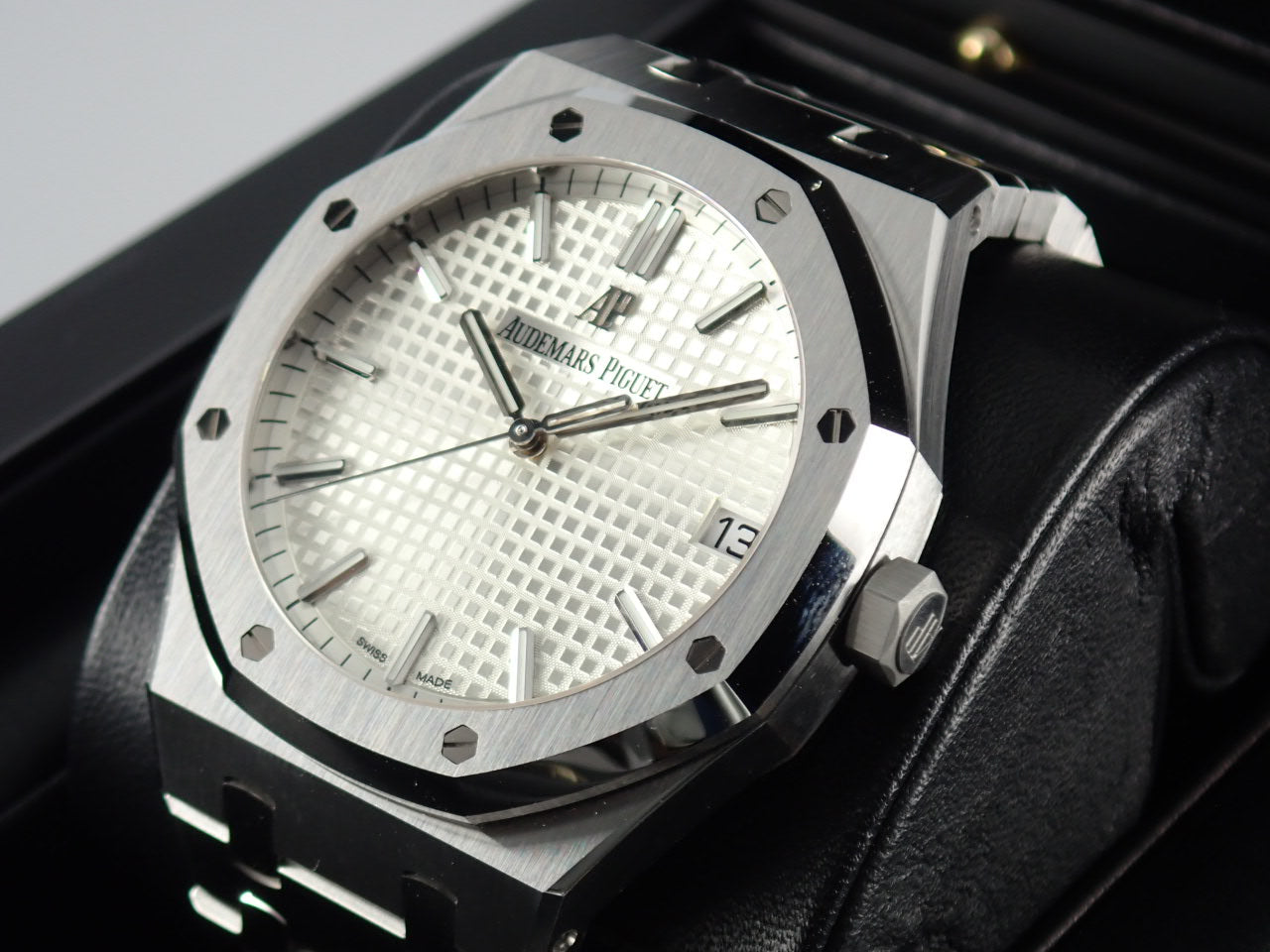 Audemars Piguet Royal Oak Automatic Ref.15500ST.OO.1220ST.04