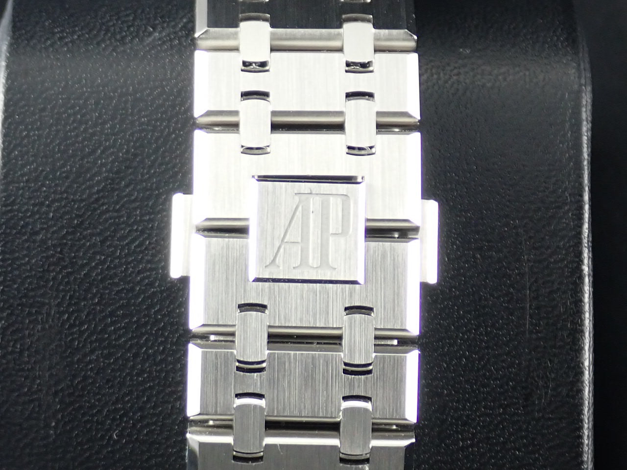 Audemars Piguet Royal Oak Automatic Ref.15500ST.OO.1220ST.04