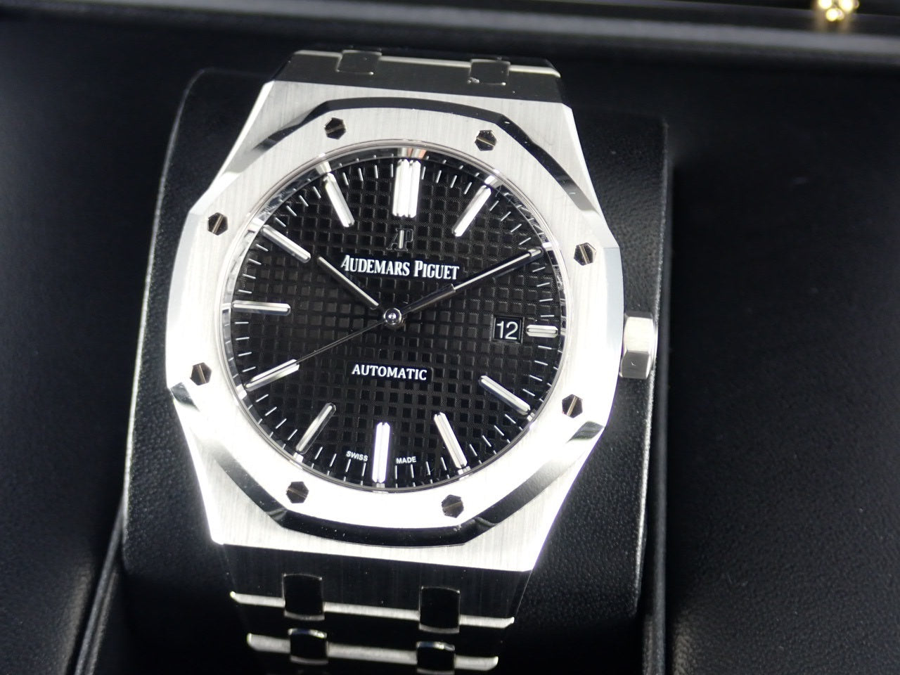 Audemars Piguet Royal Oak Automatic Black Dial &lt;Warranty, Box, etc.&gt;