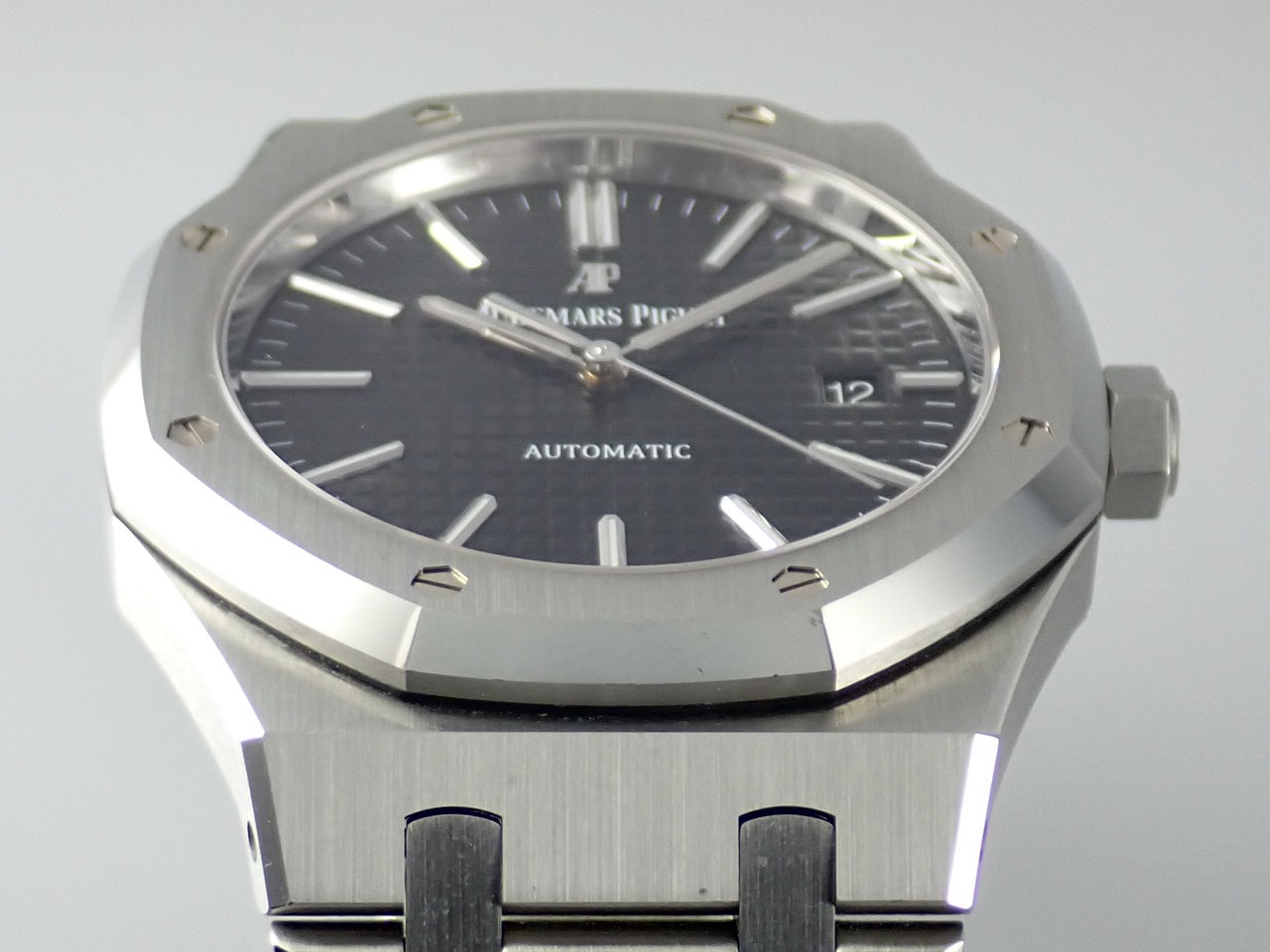 Audemars Piguet Royal Oak Automatic Black Dial &lt;Warranty, Box, etc.&gt;