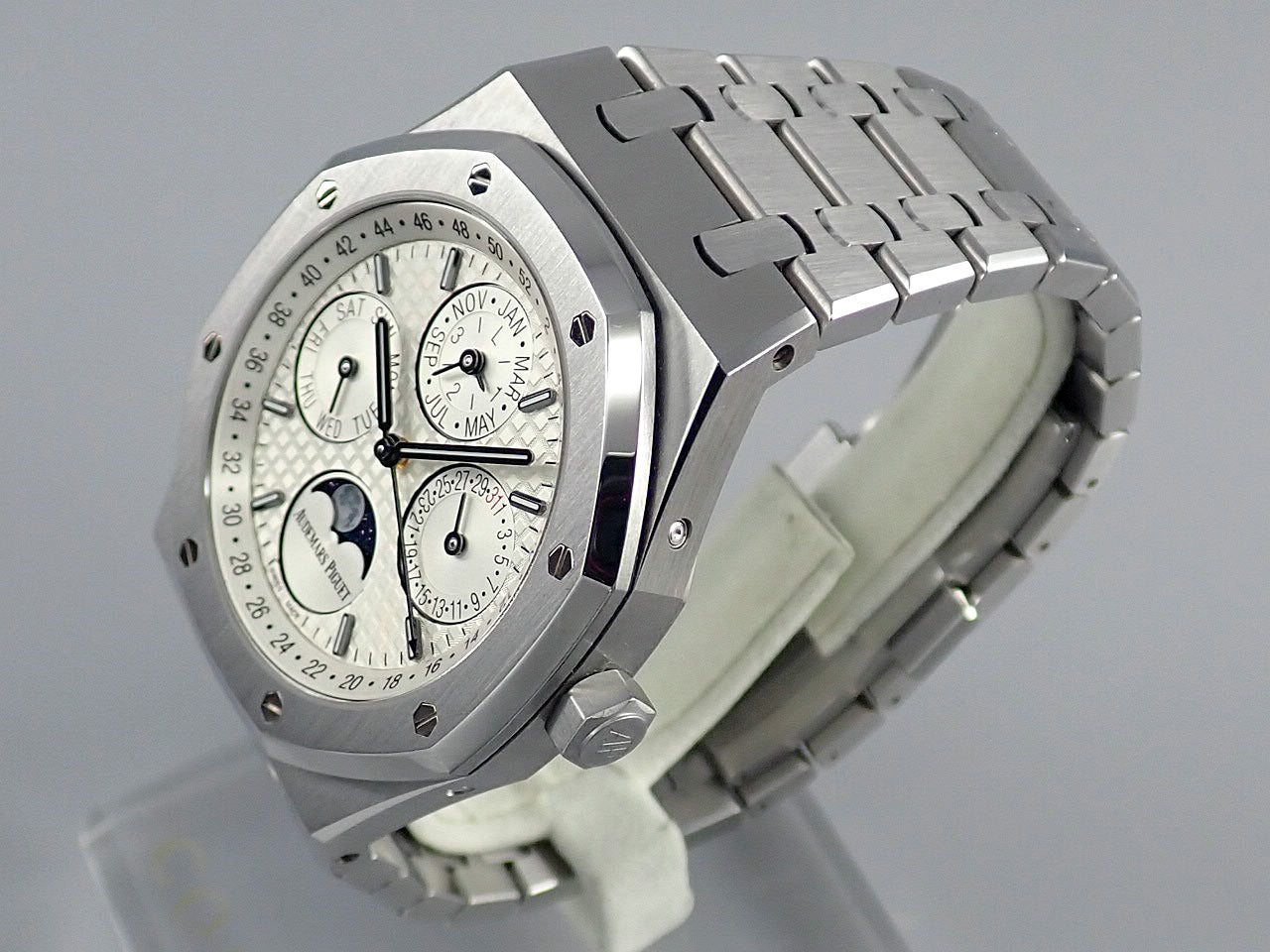 Audemars Piguet Royal Oak Perpetual Calendar &lt;Warranty, Box, etc.&gt;