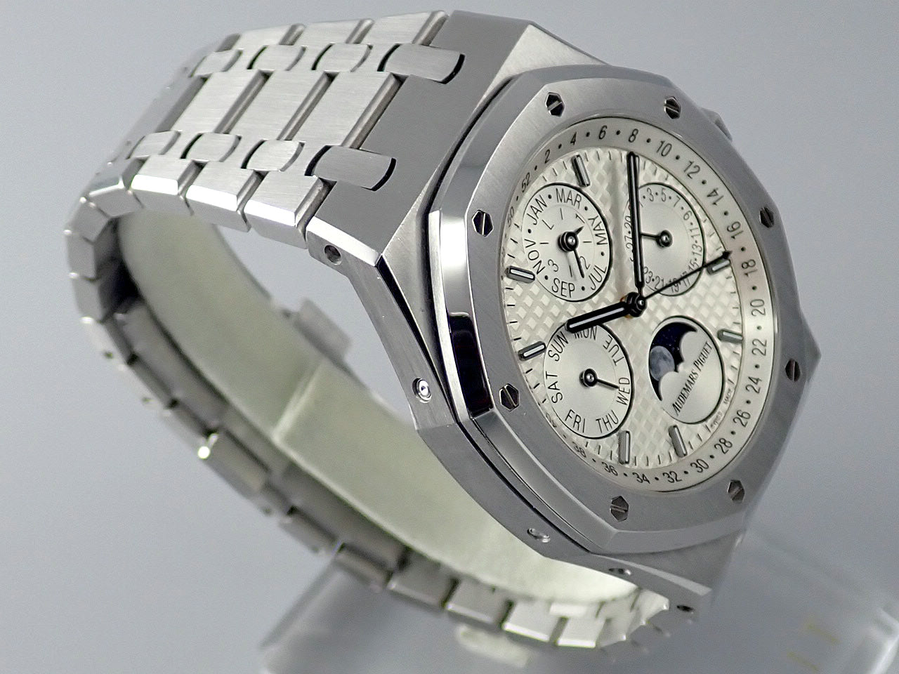 Audemars Piguet Royal Oak Perpetual Calendar &lt;Warranty, Box, etc.&gt;