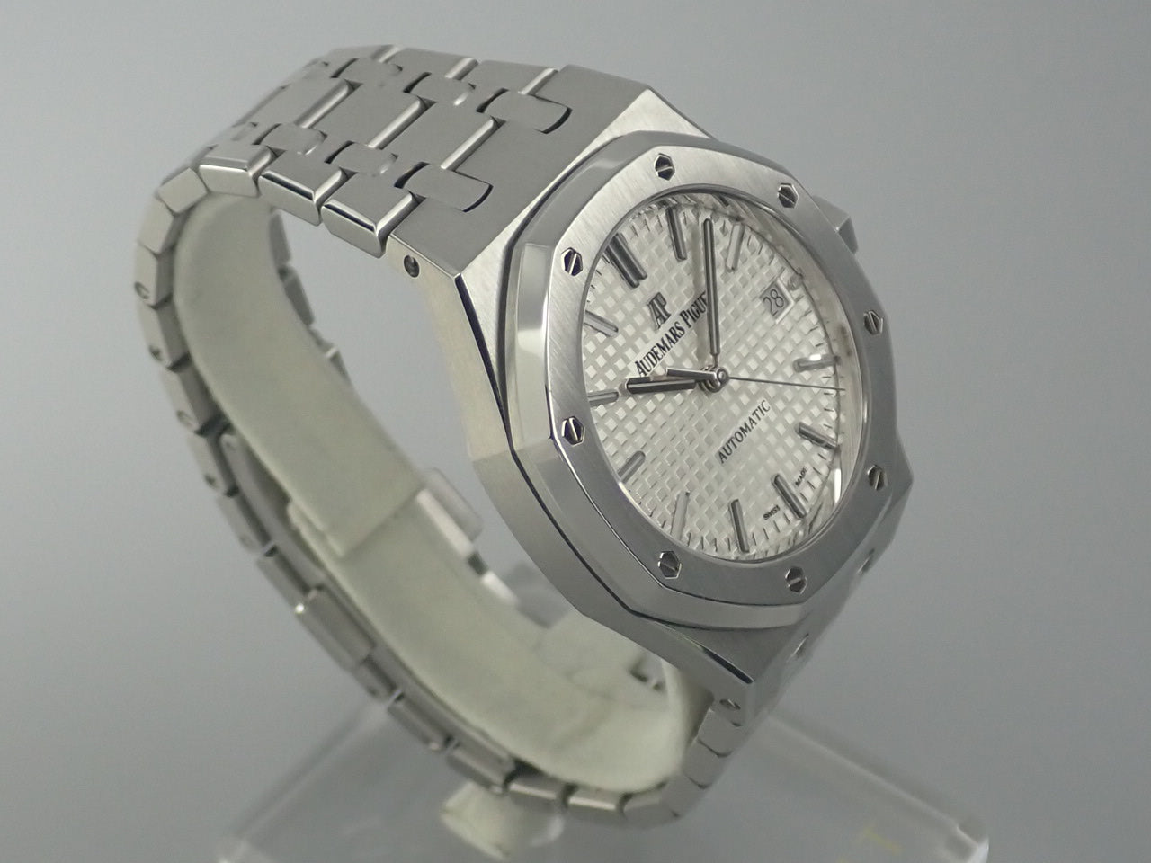 Audemars Piguet Royal Oak Silver Dial &lt;Warranty, Box, etc.&gt;