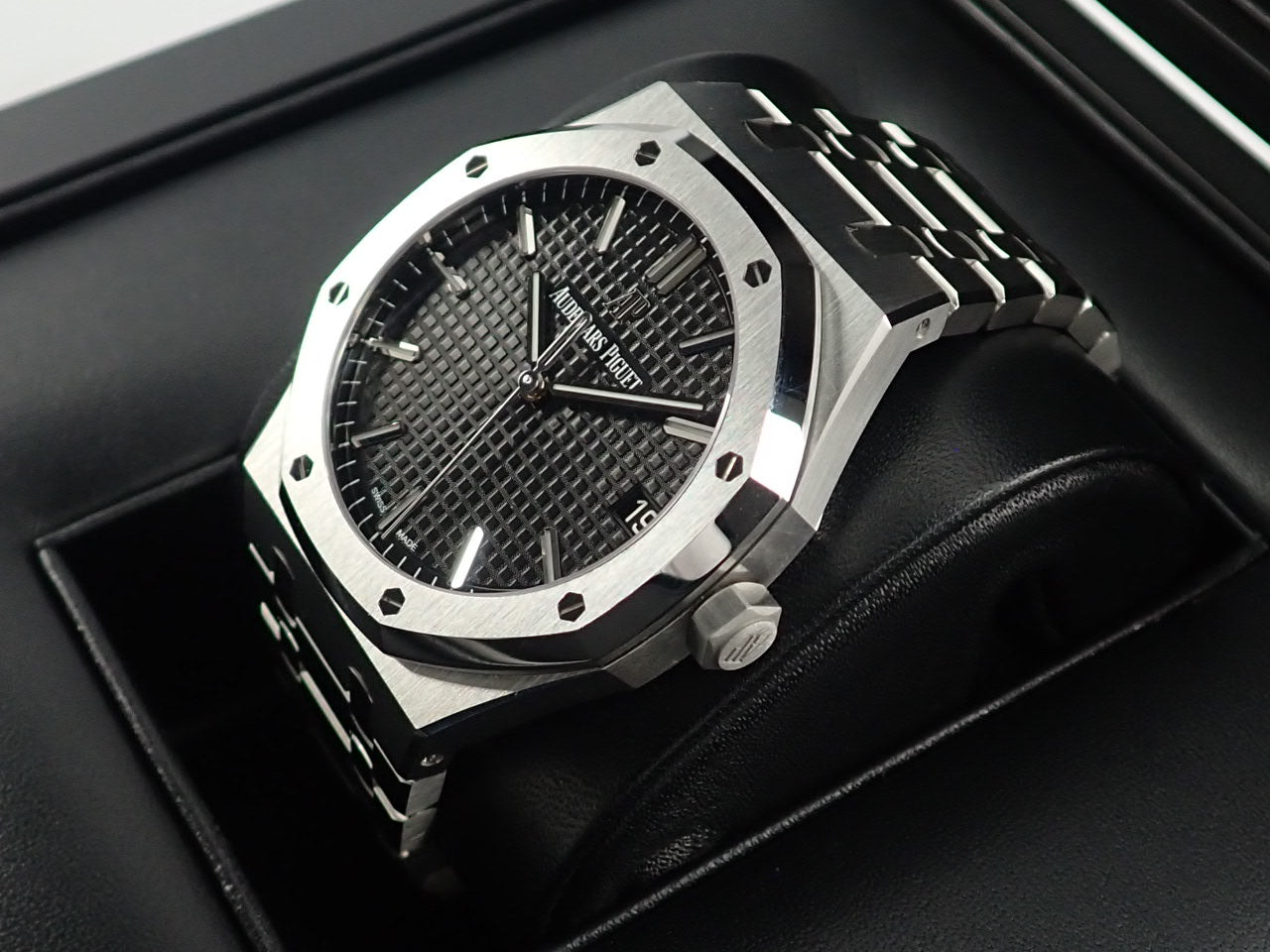 Audemars Piguet Royal Oak &lt;Warranty, Box, etc.&gt;