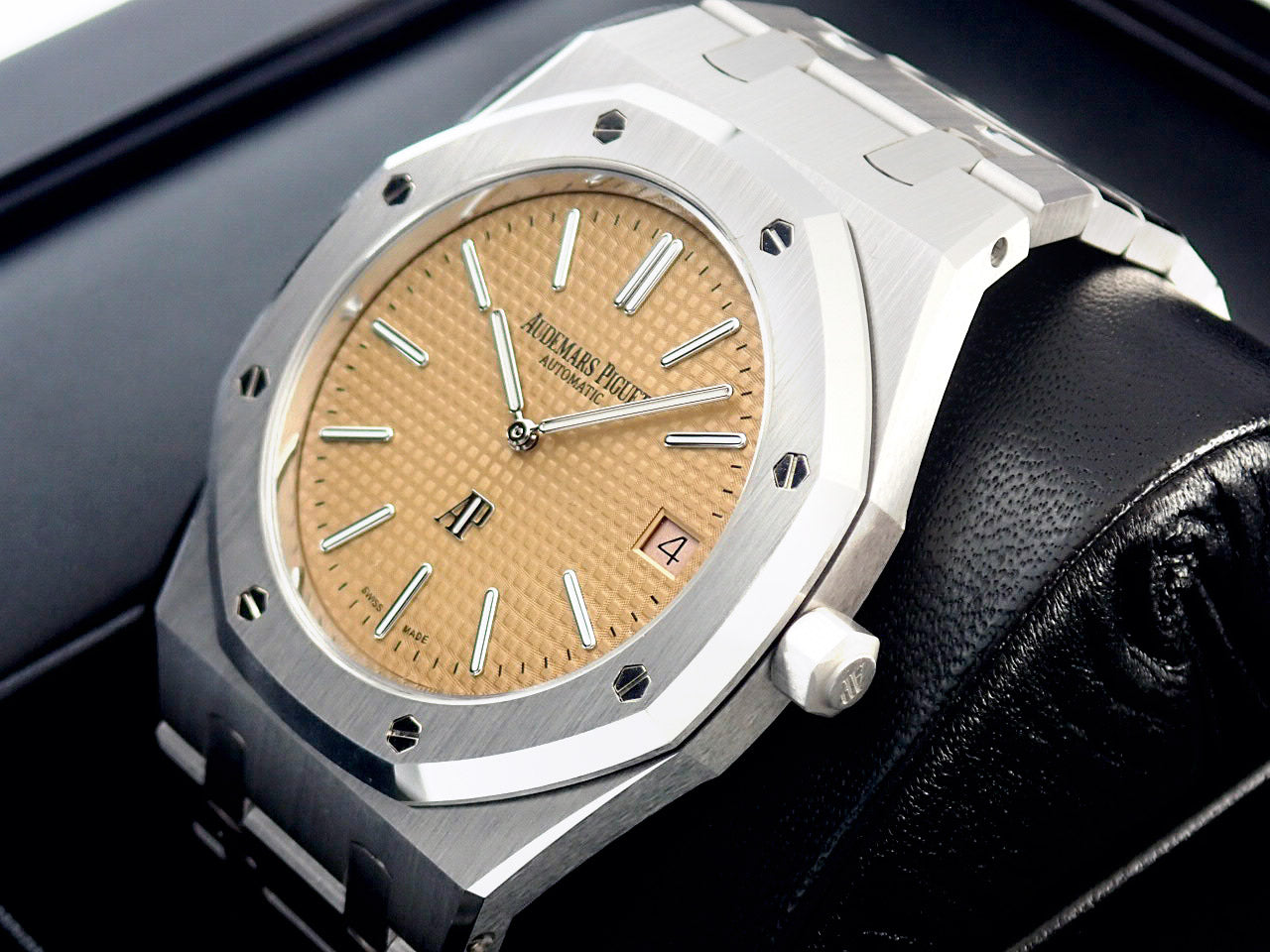 Audemars Piguet Royal Oak Extra-Thin [Unused] &lt;Warranty, Box, etc.&gt;