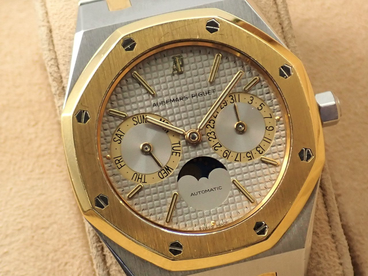 Audemars Piguet Royal Oak Day Date Moon Phase &lt;Warranty, Box, etc.&gt;