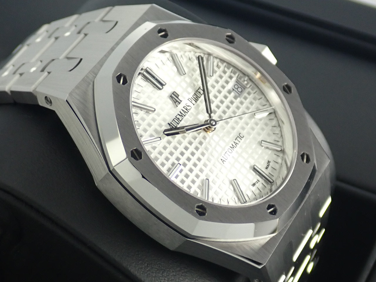 Audemars Piguet Royal Oak Silver Dial [Unused] &lt;Warranty, Box, etc.&gt;