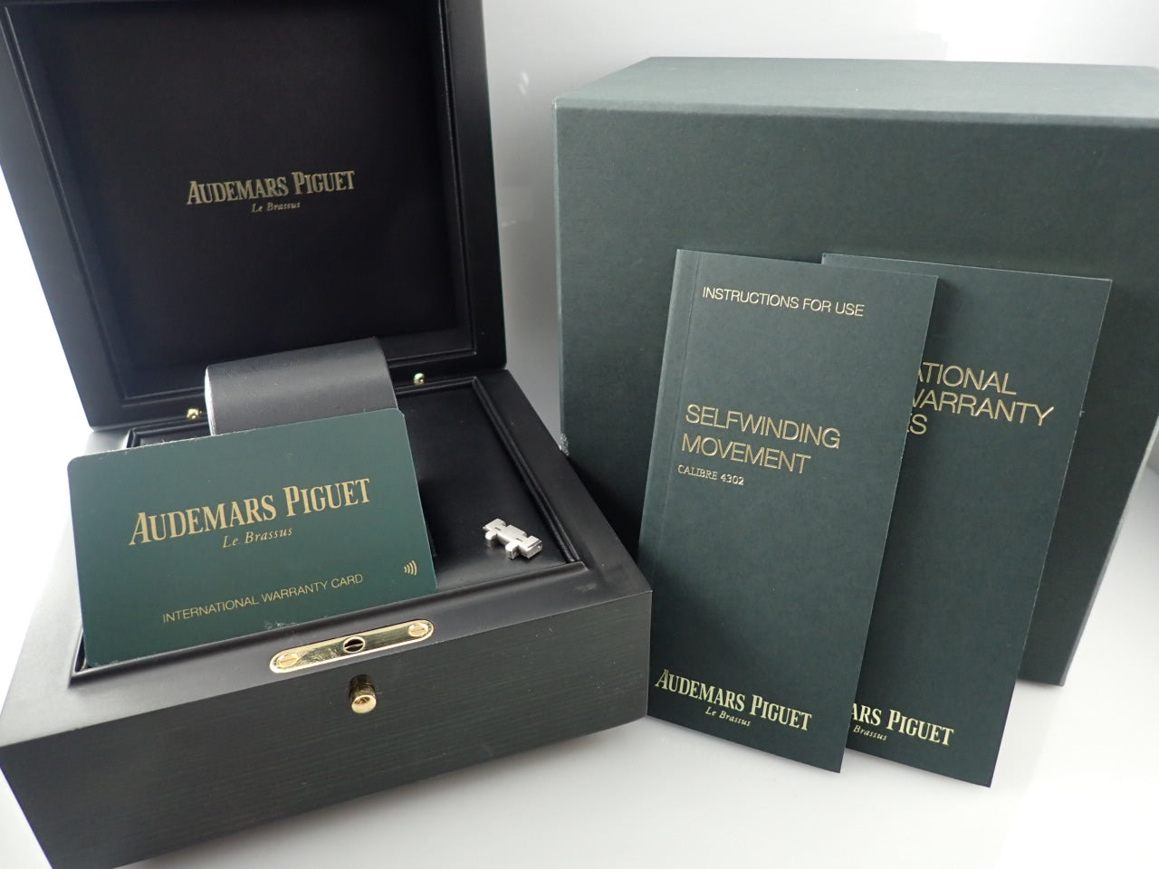 Audemars Piguet Royal Oak &lt;Warranty, Box, etc.&gt;