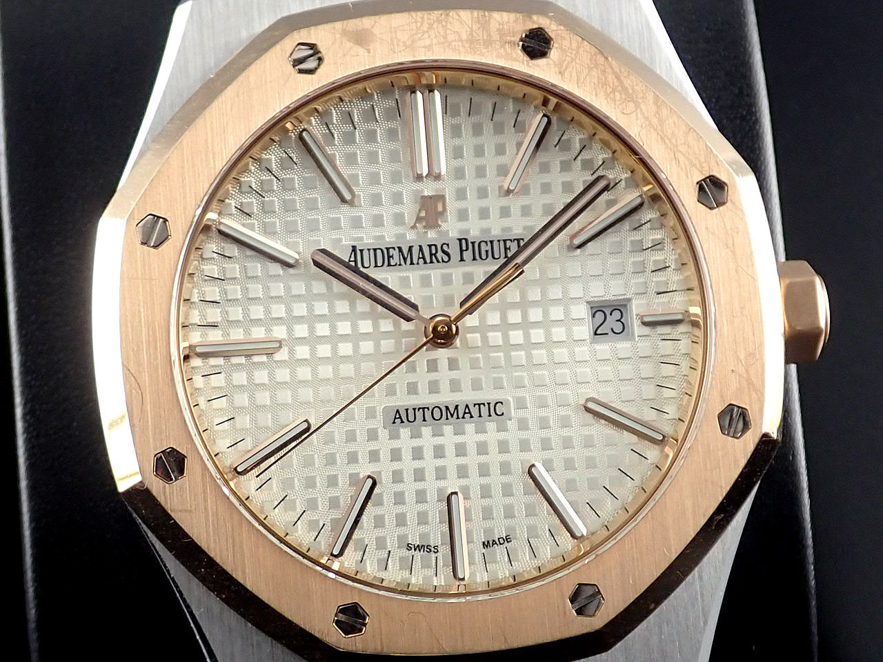 Audemars Piguet Royal Oak Silver Dial &lt;Warranty, Box, etc.&gt;