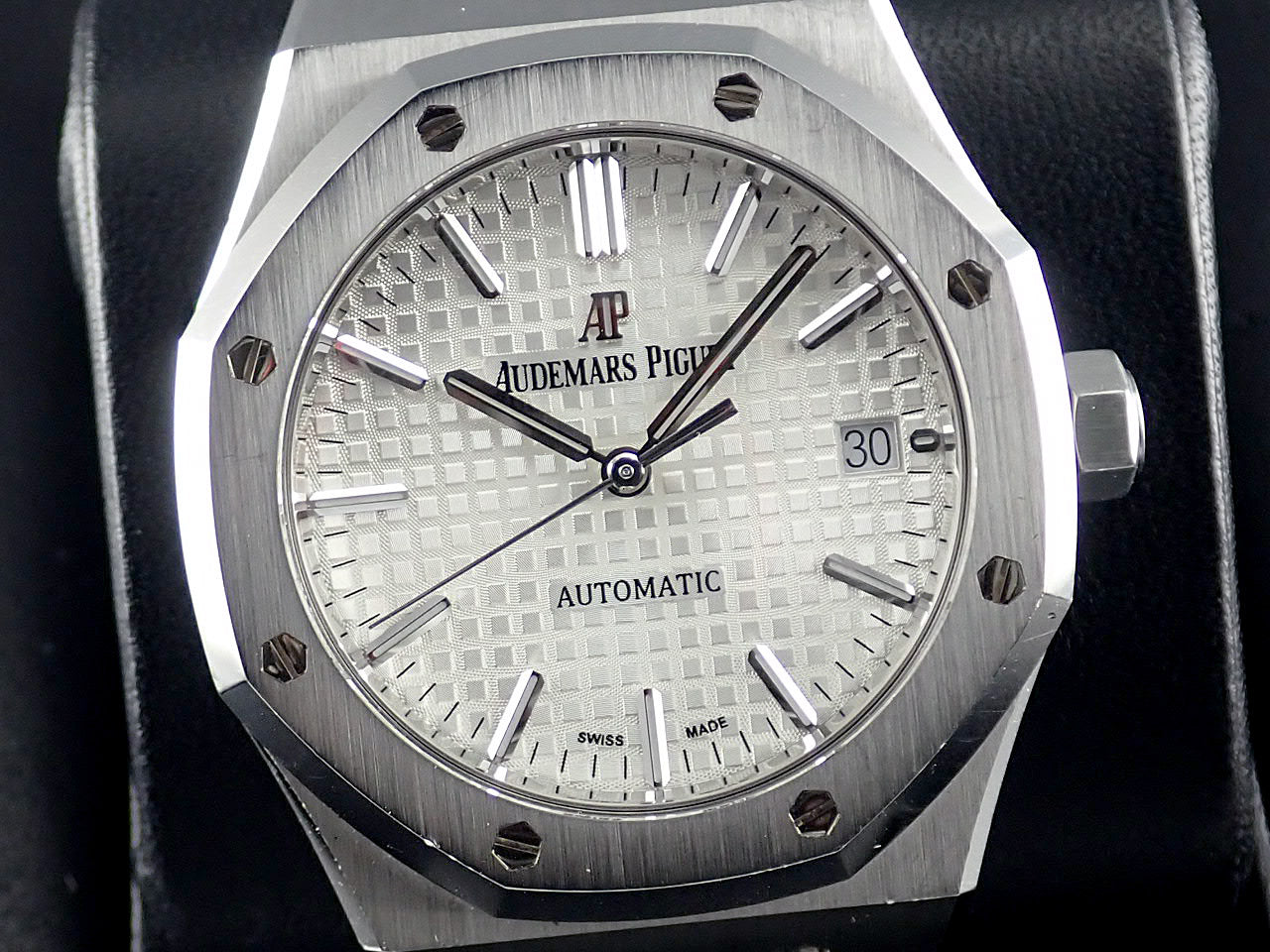 Audemars Piguet Royal Oak Silver Dial &lt;Warranty, Box, etc.&gt;