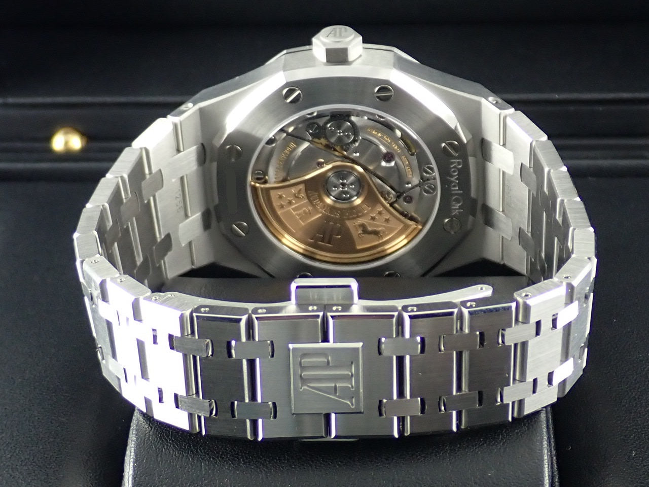 Audemars Piguet Royal Oak Blue Dial Ref.15450ST.OO.1256ST.03