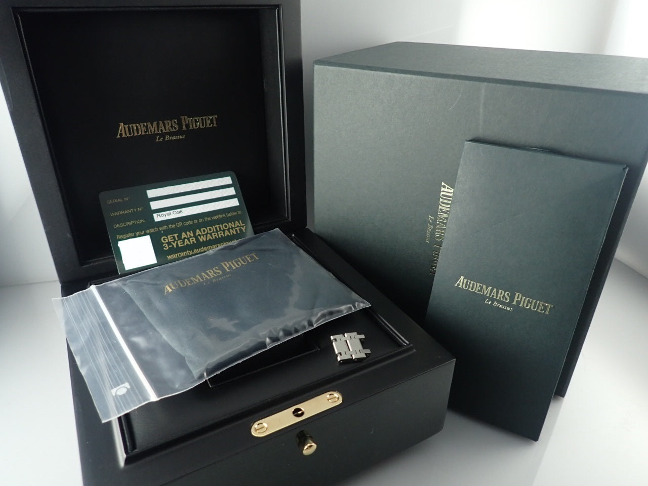 Audemars Piguet Royal Oak Extra-Thin &lt;Warranty, Box, etc.&gt;