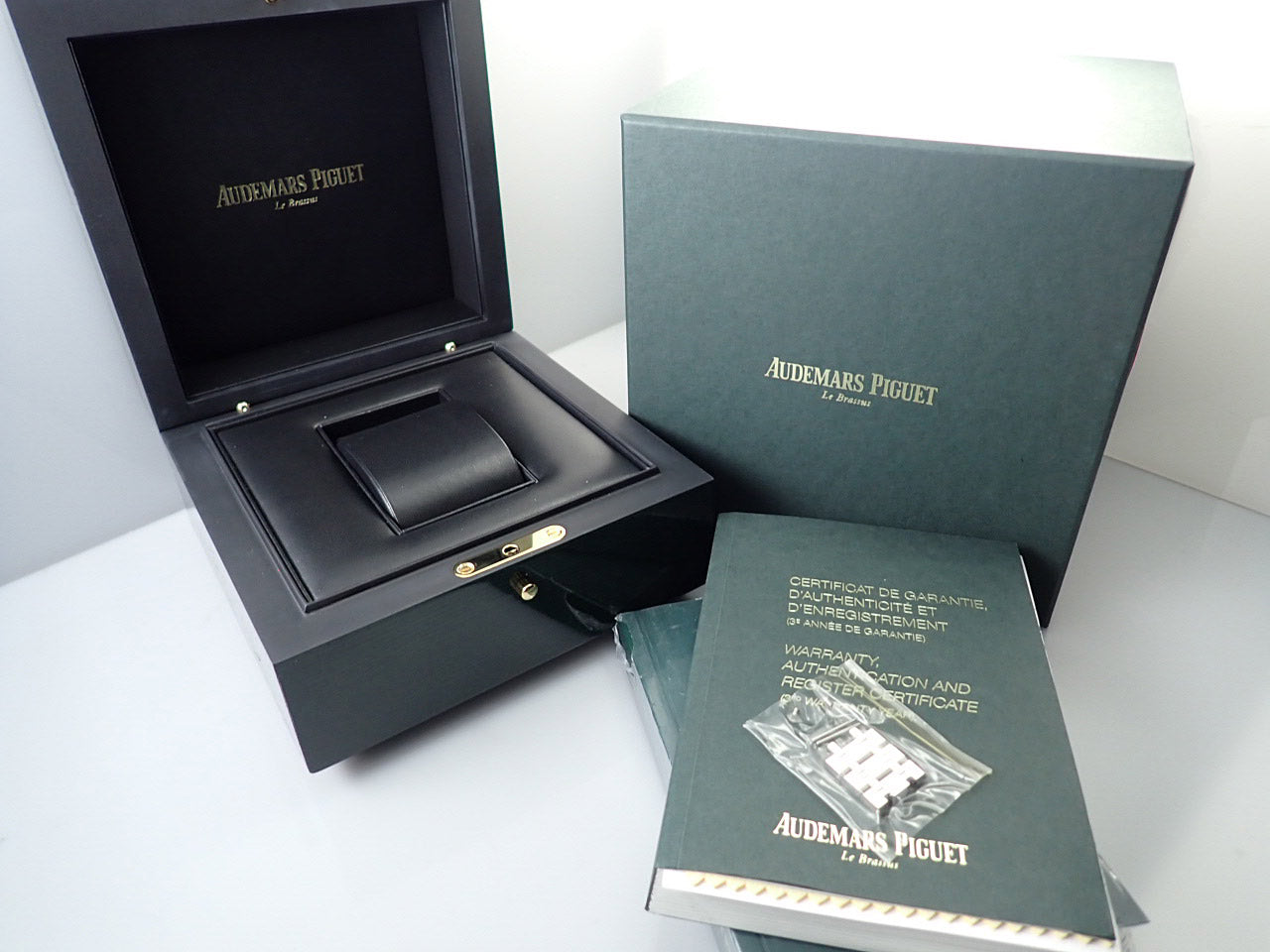 Audemars Piguet Royal Oak &lt;Warranty, Box, etc.&gt;