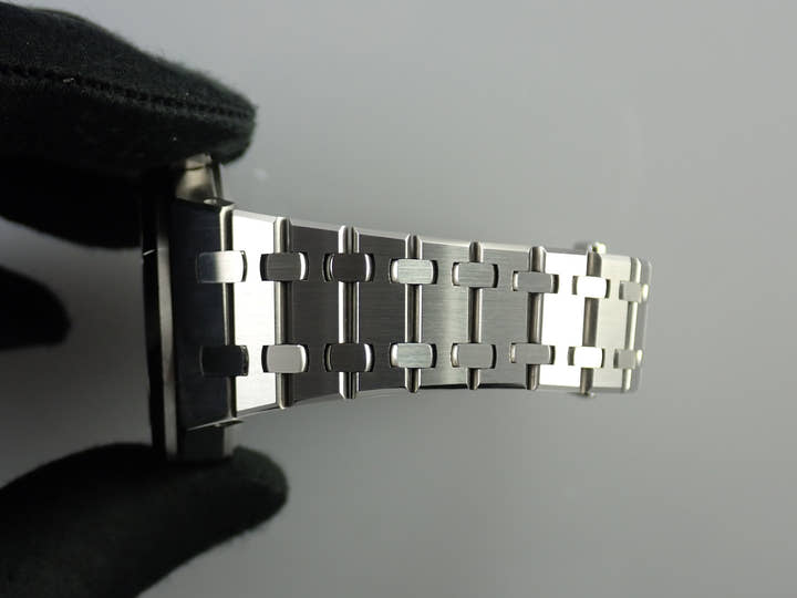 オーデマピゲ ロイヤルオーク クロノグラフ Ref.26315ST.OO.1256ST.01 ステンレススチール シルバー文字盤