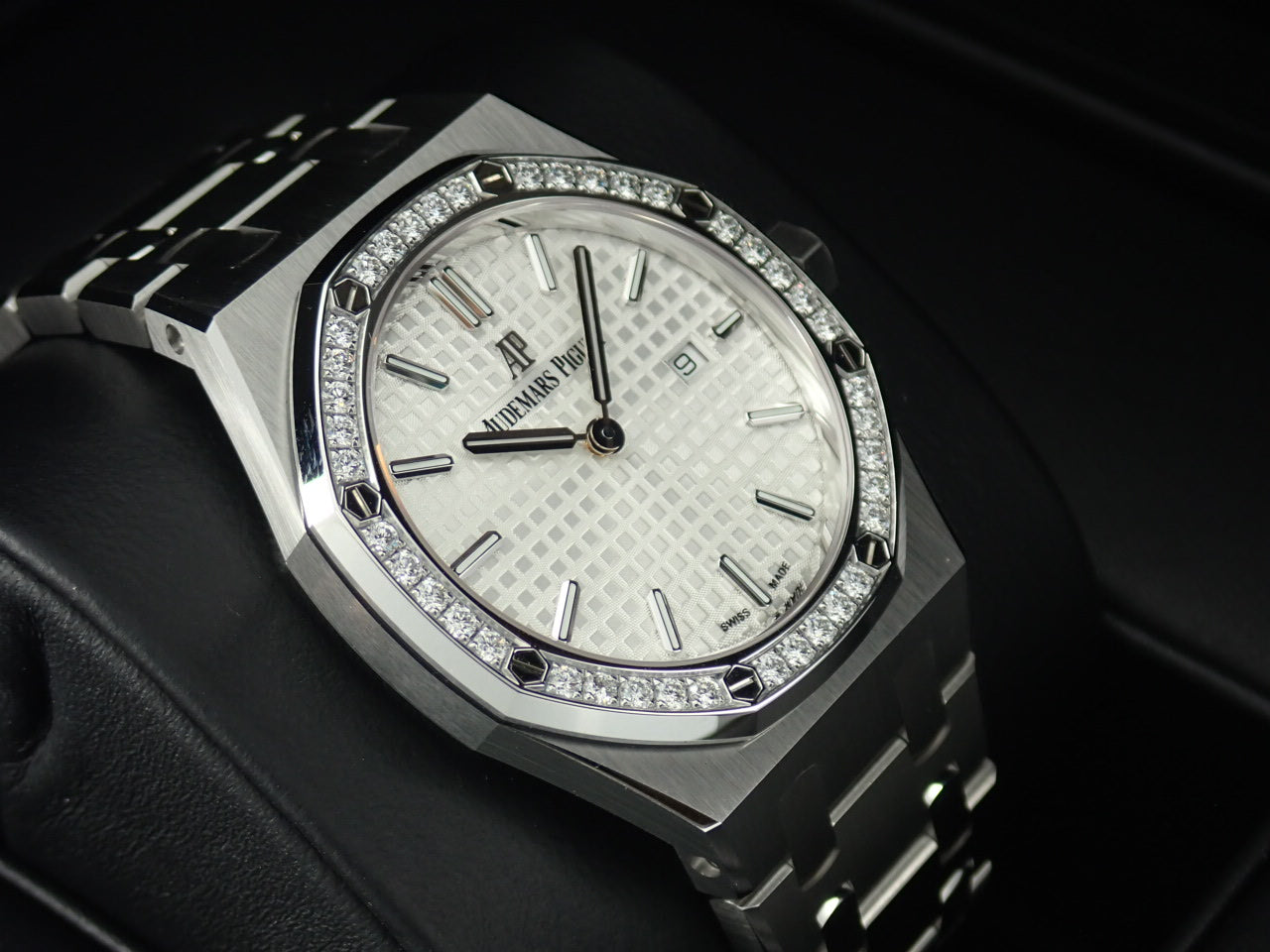 Audemars Piguet Royal Oak Quartz [New] &lt;Warranty, Box, etc.&gt;