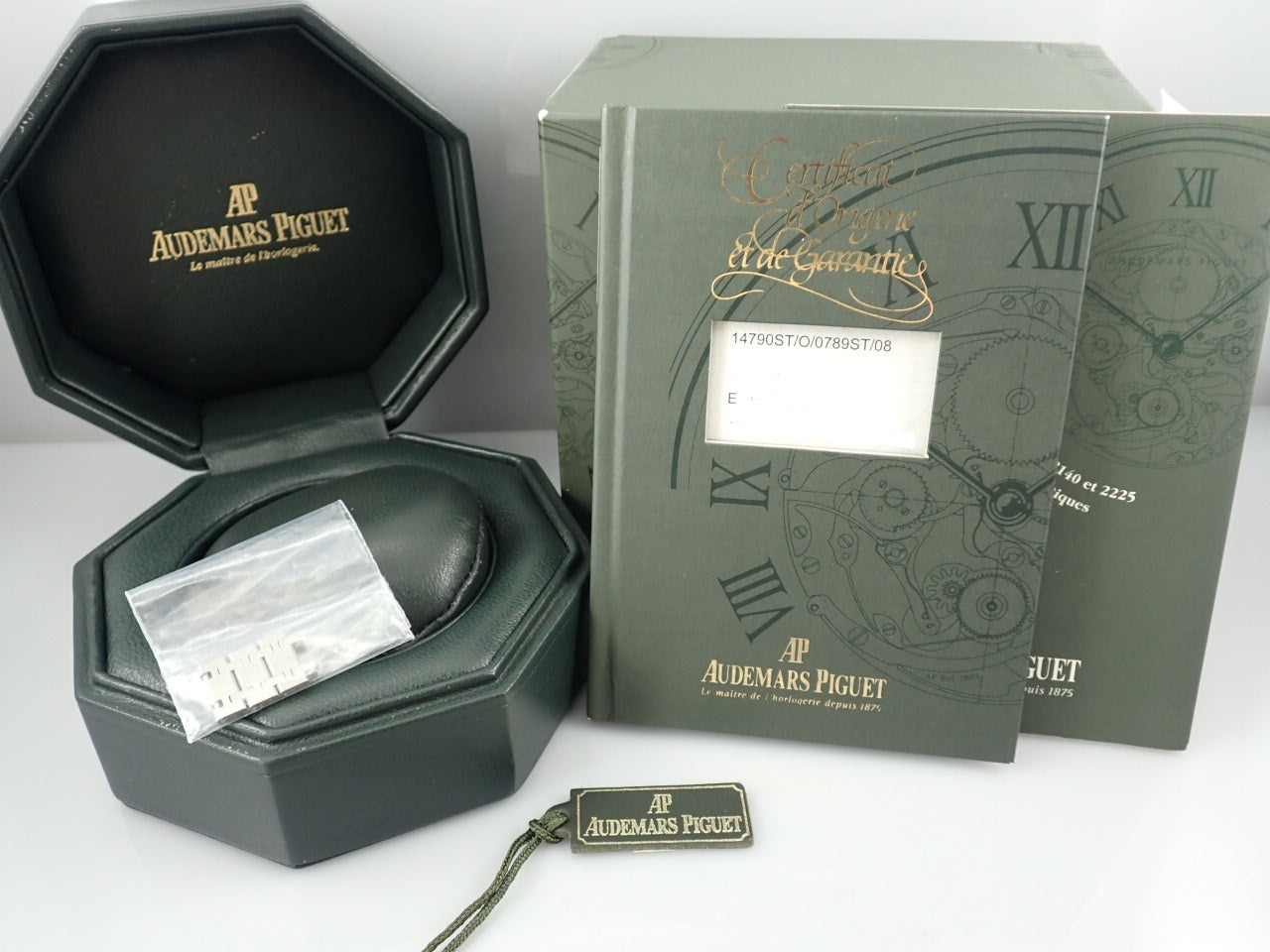 Audemars Piguet Royal Oak Medium Size &lt;Warranty, Box, etc.&gt;