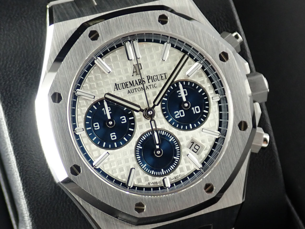 Audemars Piguet Royal Oak Chronograph Boutique Limited Edition [Excellent Condition] &lt;Warranty, Box, etc.&gt;