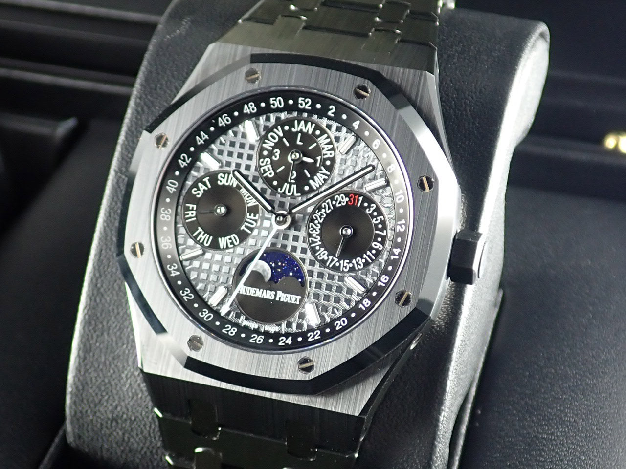 Audemars Piguet Royal Oak Perpetual Calendar [Excellent condition] &lt;Warranty, box, etc.&gt;