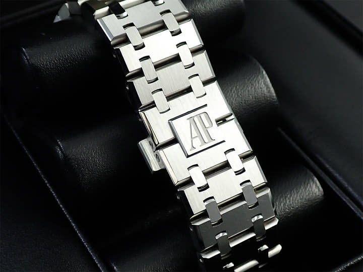オーデマピゲ ロイヤルオーク クロノグラフ Ref.26331ST.OO.1220ST.03 ステンレススチール シルバー文字盤