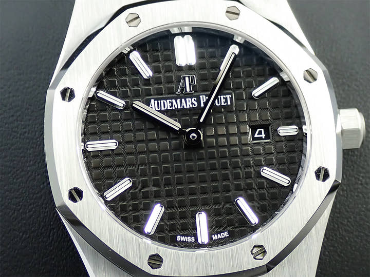 オーデマピゲ ロイヤルオーク クォーツ Ref.67650ST.OO.1261ST.01 ステンレススチール ブラック文字盤