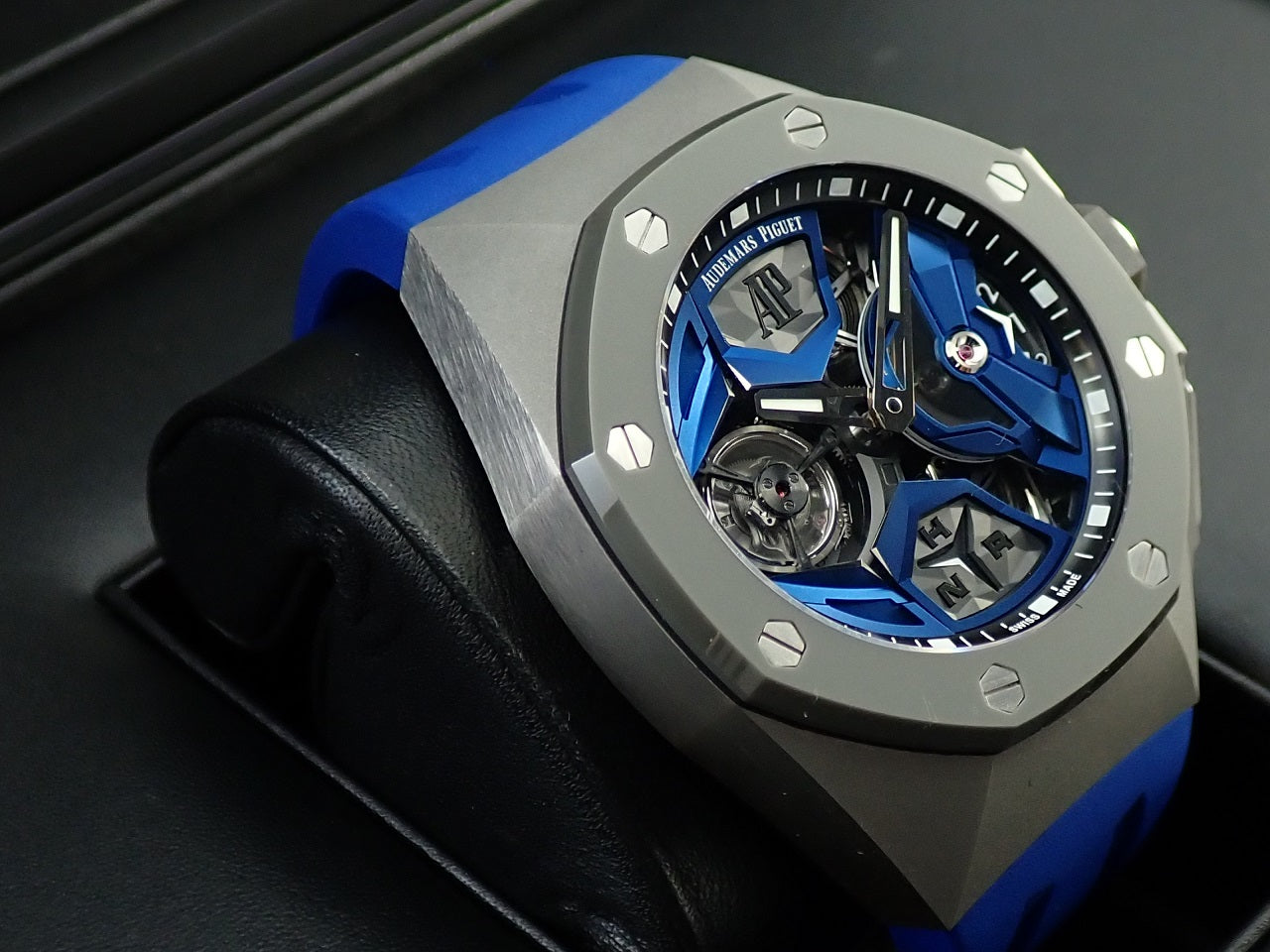 Audemars Piguet Royal Oak Concept Flying Tourbillon GMT &lt;Warranty, Box, etc.&gt;