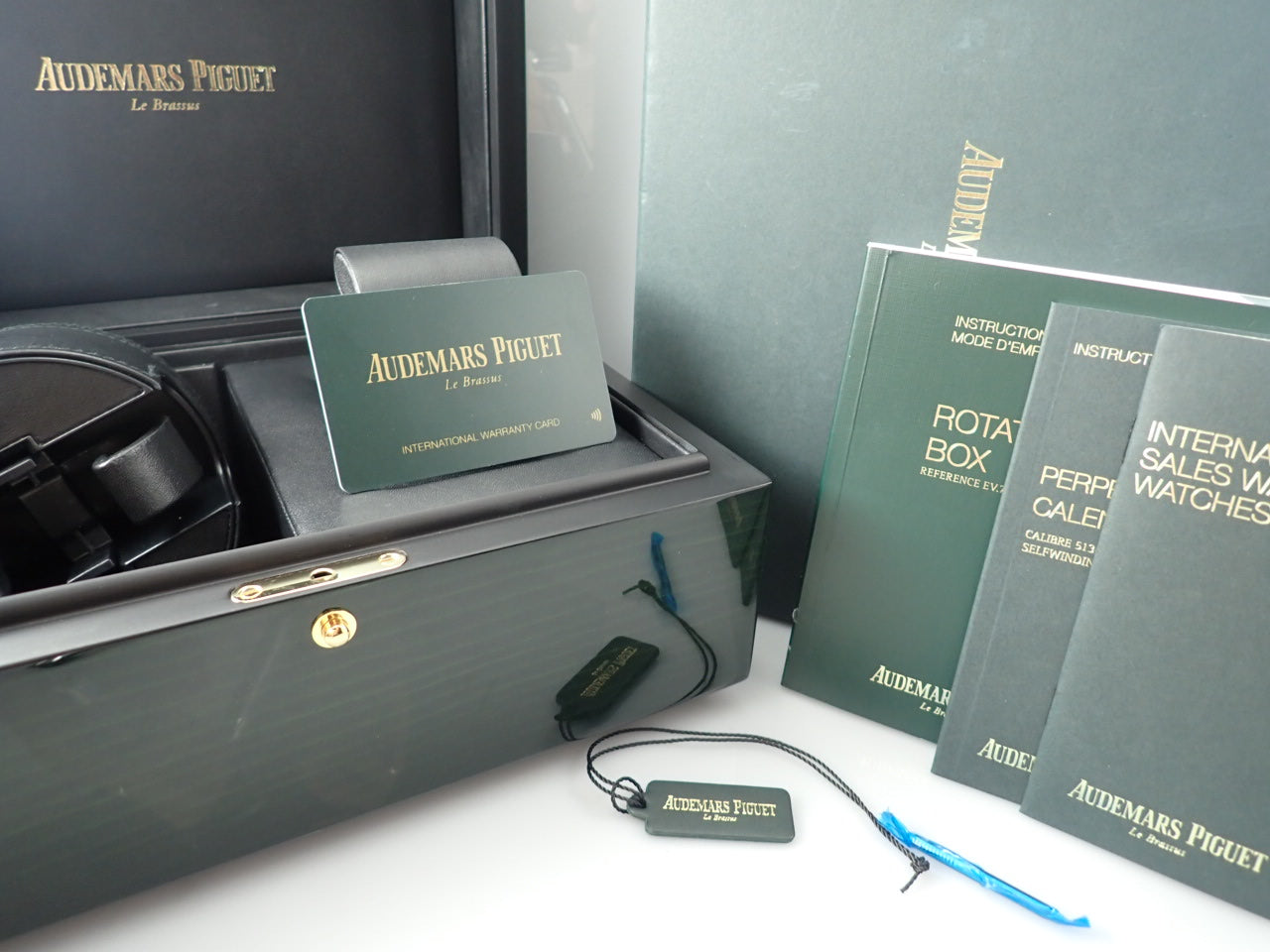 Audemars Piguet Royal Oak Perpetual Calendar [Excellent condition] &lt;Warranty, box, etc.&gt;